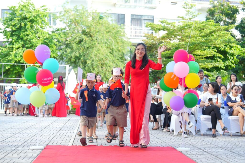 Lịch sinh hoạt hàng ngày của trẻ tại trường mầm non